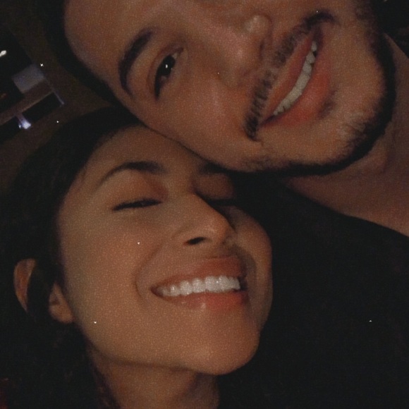 Meet your Posher, Cecilia - Picture 1 of 1